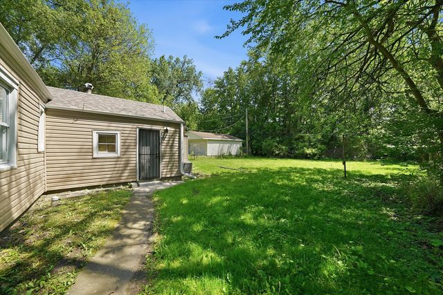 1235 River Drive, Calumet City, IL 60409