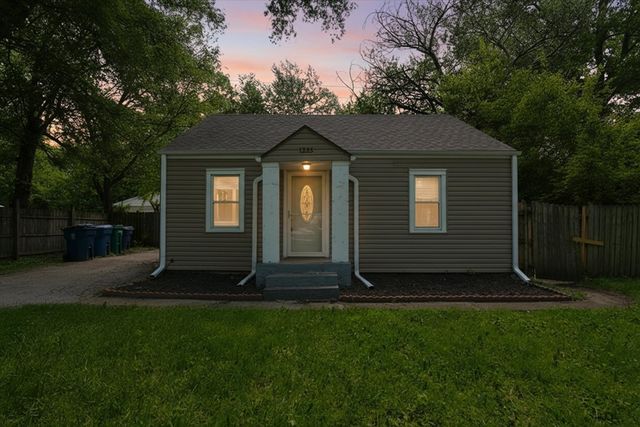 1235 River Drive, Calumet City, IL 60409