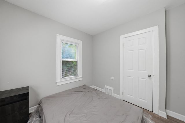 1235 River Drive, Calumet City, IL 60409