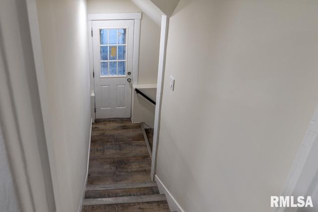 1916 N PEORIA Avenue, Peoria, IL 61603