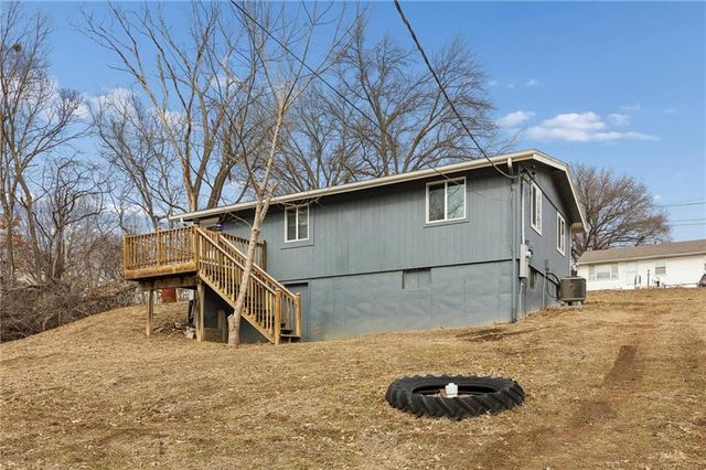 2507 NE 37th Terrace, Kansas City, MO 64116