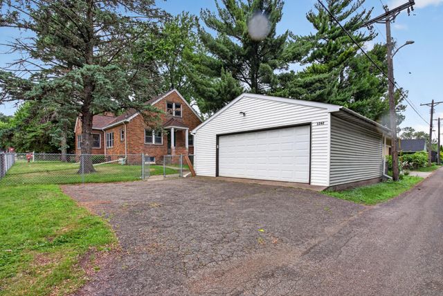 1262 Edgcumbe Road, Saint Paul, MN 55105
