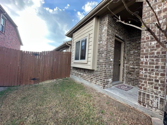4105 Indian Paintbrush Lane, Heartland, TX 75126