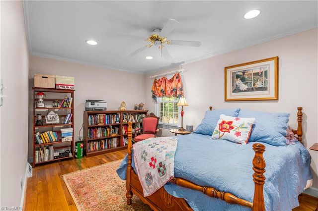 1039 Kenleigh Circle, Winston-salem, NC 27106