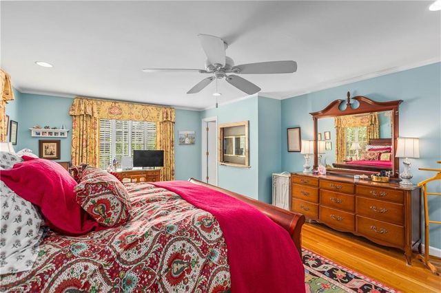 1039 Kenleigh Circle, Winston-salem, NC 27106