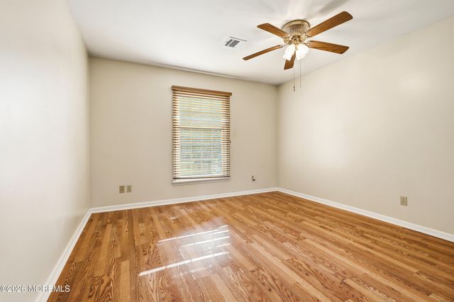 2501 Bedford Corners Lane 12, Wall, NJ 07719