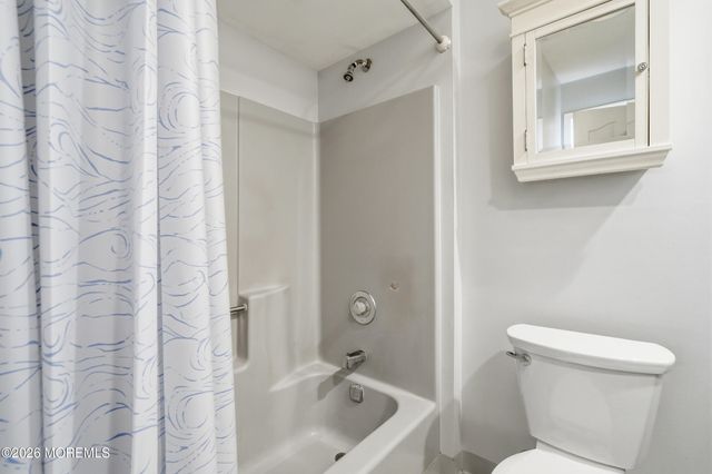 2501 Bedford Corners Lane 12, Wall, NJ 07719