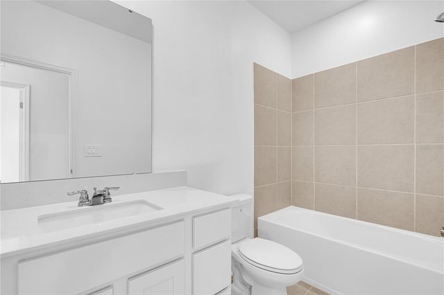 2827 MALOOF DRIVE, Davenport, FL 33837