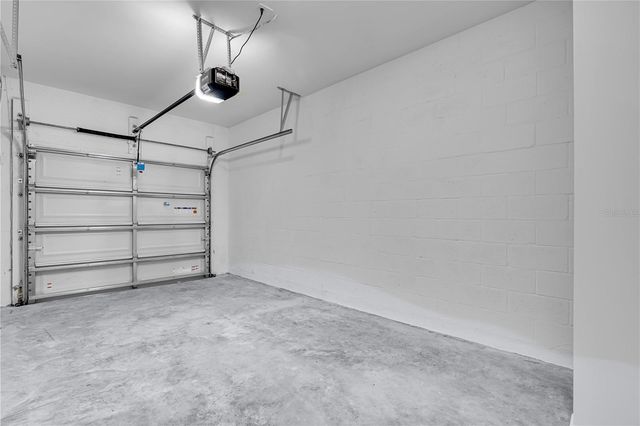 2827 MALOOF DRIVE, Davenport, FL 33837