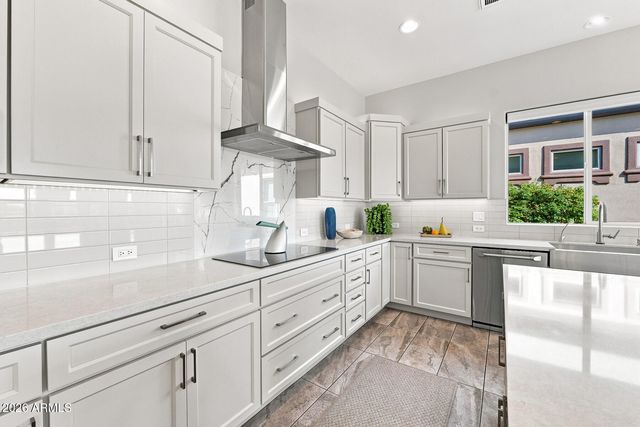 36391 N SECRET GARDEN Path, Queen Creek, AZ 85140