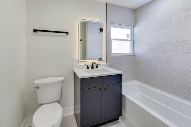 623 N Benton Street, Palatine, IL 60067