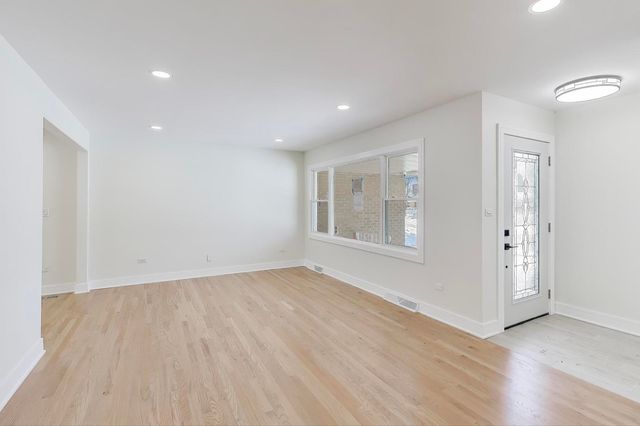 623 N Benton Street, Palatine, IL 60067