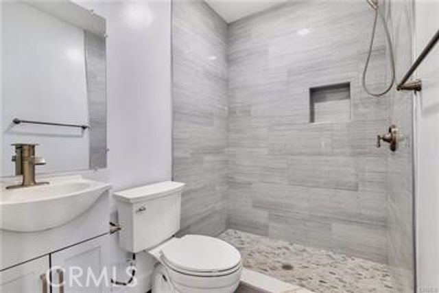 18234 Sugarman, Tarzana, CA 91356
