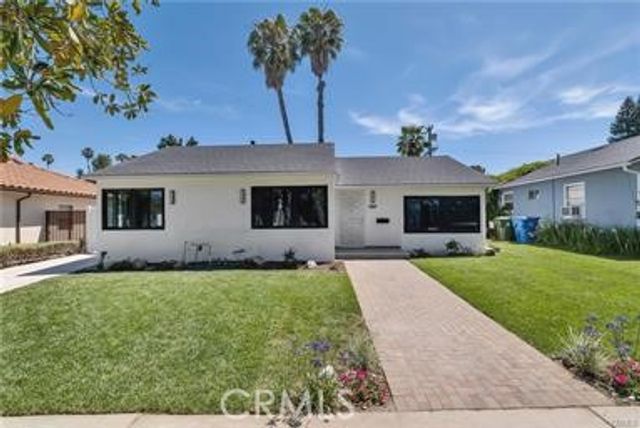 18234 Sugarman, Tarzana, CA 91356