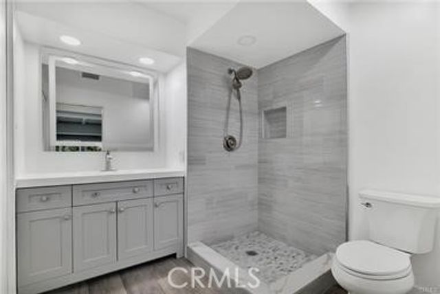 18234 Sugarman, Tarzana, CA 91356