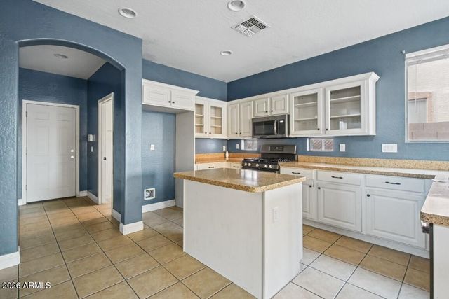 13740 W BANFF Lane, Surprise, AZ 85379