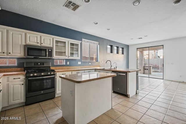 13740 W BANFF Lane, Surprise, AZ 85379