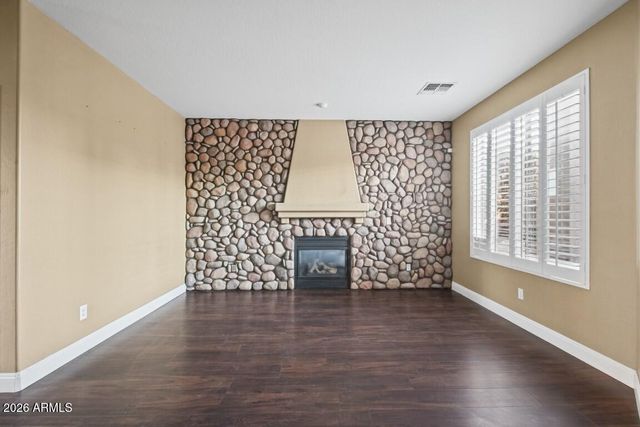 13740 W BANFF Lane, Surprise, AZ 85379