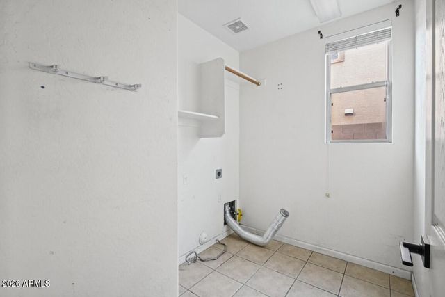 13740 W BANFF Lane, Surprise, AZ 85379