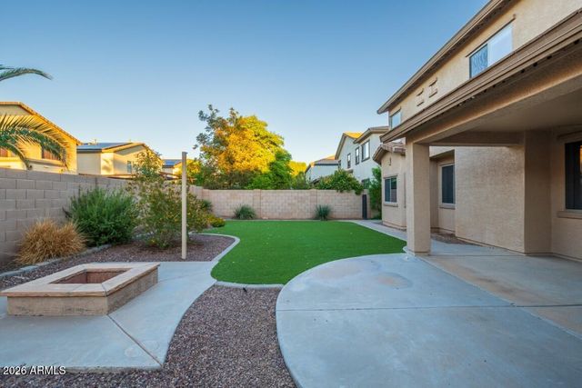 13740 W BANFF Lane, Surprise, AZ 85379