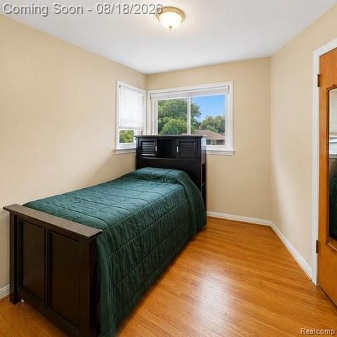 22685 Oconnor Street, St. Clair Shores, MI 48080