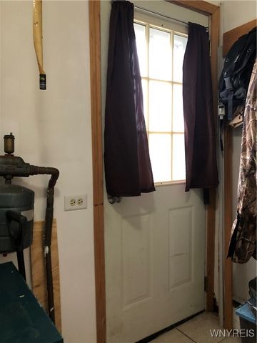 4097 Jarvis Street, Hamburg, NY 14219