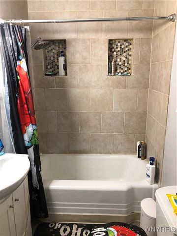 4097 Jarvis Street, Hamburg, NY 14219