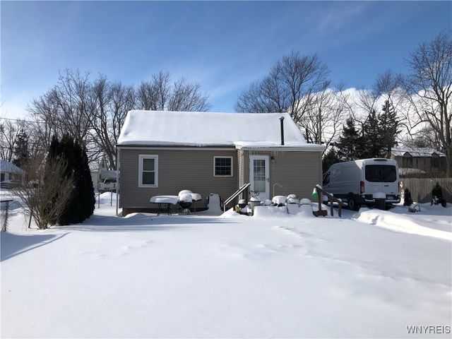 4097 Jarvis Street, Hamburg, NY 14219