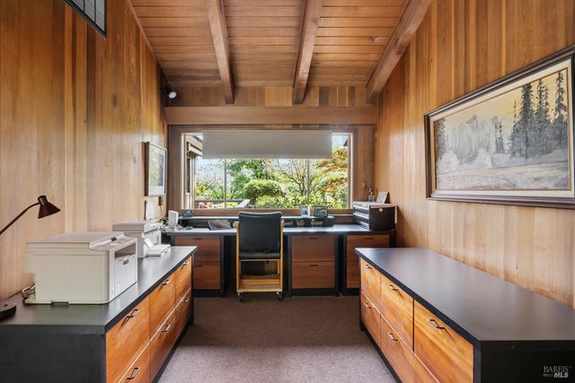 308 Jefferson Ln, Ukiah, CA 95482