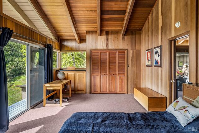 308 Jefferson Ln, Ukiah, CA 95482