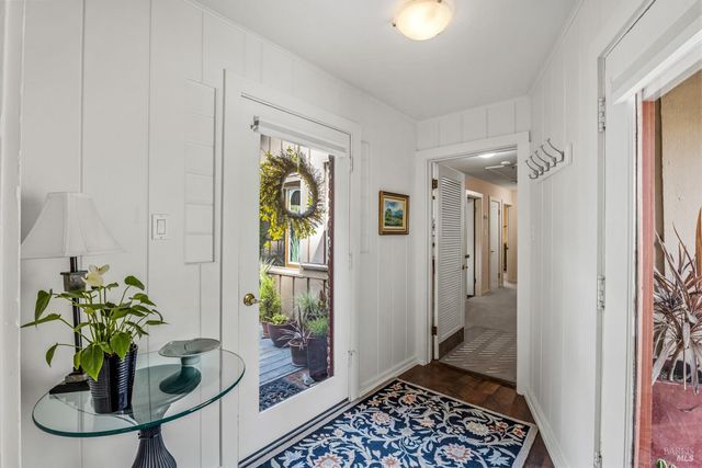 308 Jefferson Ln, Ukiah, CA 95482