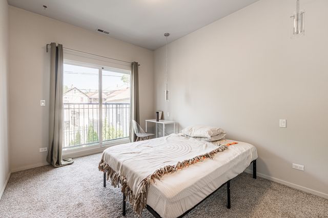 2108 W 18th Place 2, Chicago, IL 60608