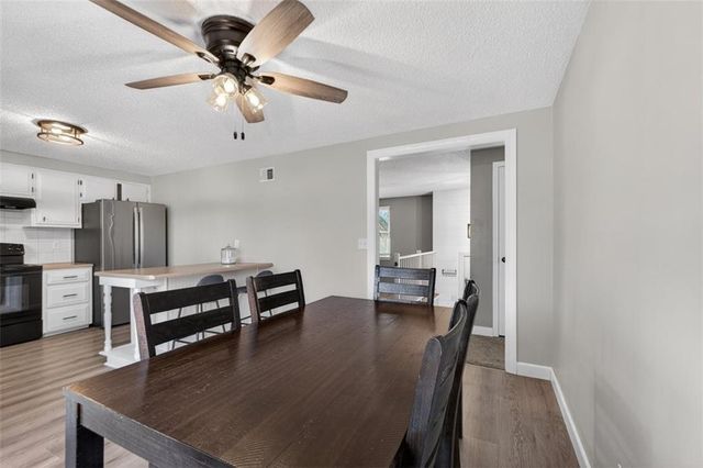 600 NE 114th Street, Kansas City, MO 64155