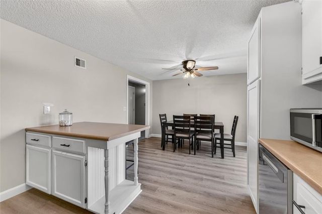 600 NE 114th Street, Kansas City, MO 64155