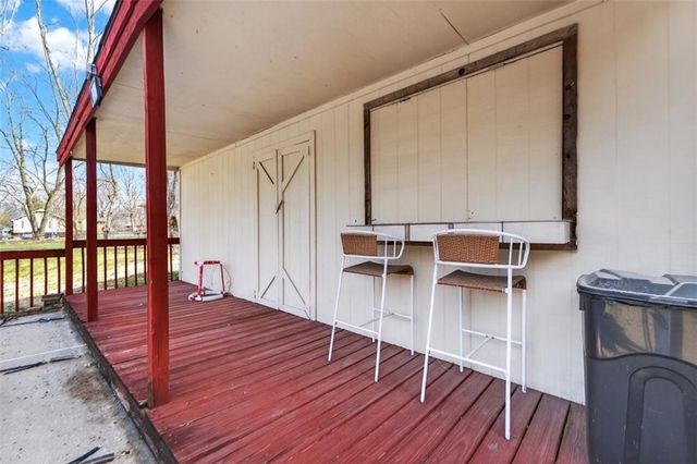 600 NE 114th Street, Kansas City, MO 64155