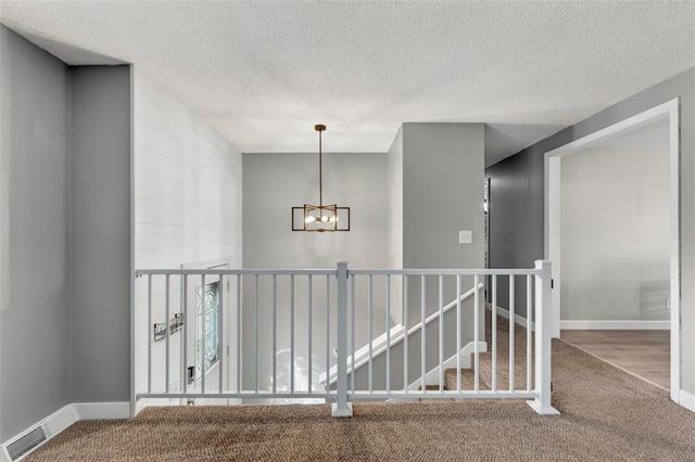 600 NE 114th Street, Kansas City, MO 64155