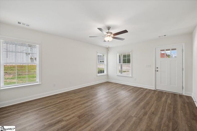 438 N Forest Street, Spartanburg, SC 29303