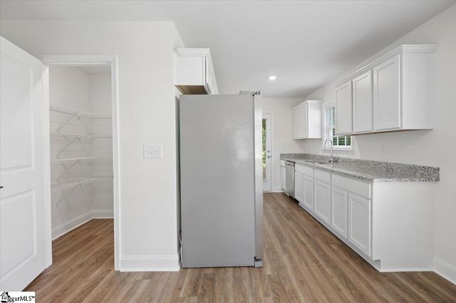 438 N Forest Street, Spartanburg, SC 29303
