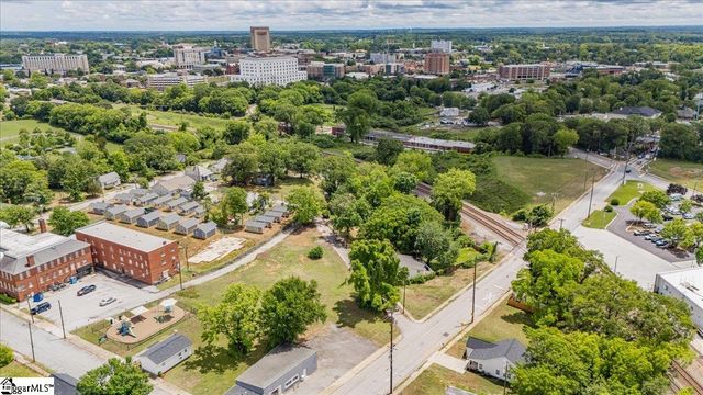 438 N Forest Street, Spartanburg, SC 29303