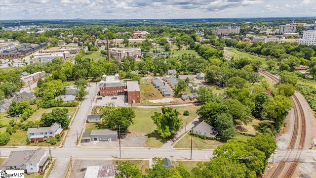 438 N Forest Street, Spartanburg, SC 29303