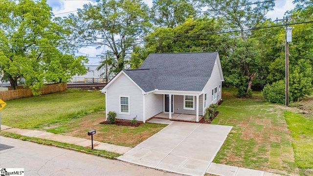 438 N Forest Street, Spartanburg, SC 29303
