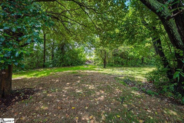438 N Forest Street, Spartanburg, SC 29303