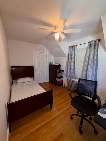 26 Kirtland St, Lynn, MA 01905