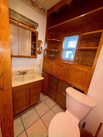 26 Kirtland St, Lynn, MA 01905