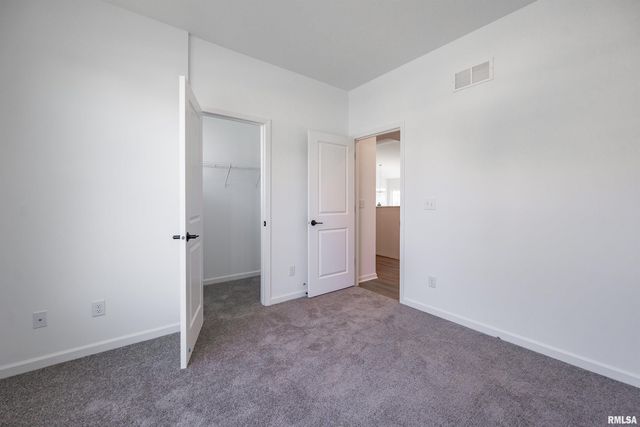 Lot 8 Faiths Way, Bettendorf, IA 52722