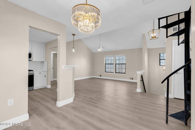 105 Larkspur Lane, Jackson, NJ 08527