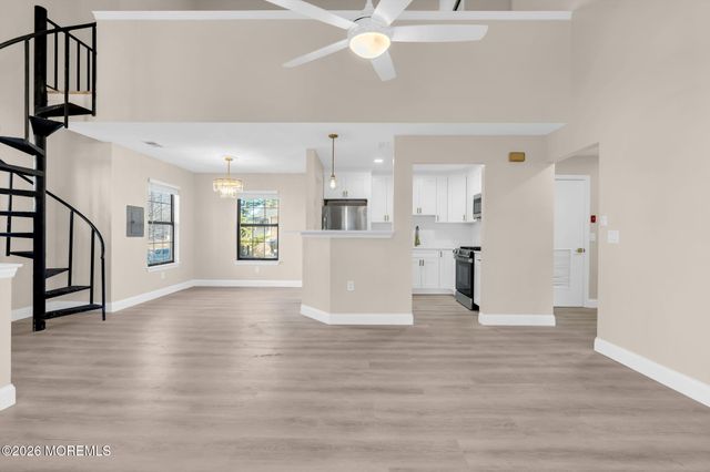 105 Larkspur Lane, Jackson, NJ 08527