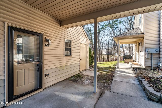 105 Larkspur Lane, Jackson, NJ 08527