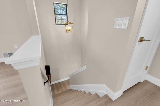 105 Larkspur Lane, Jackson, NJ 08527