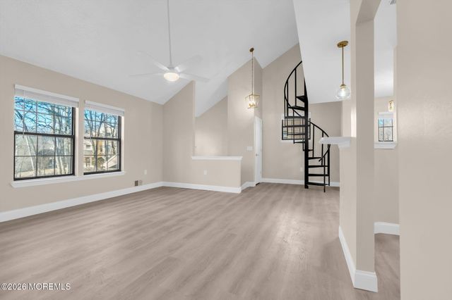 105 Larkspur Lane, Jackson, NJ 08527